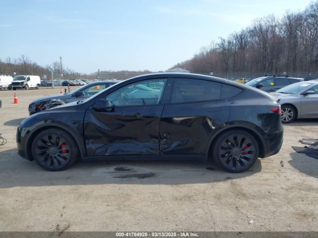 7SAYGDEF5PF795483 Tesla Model Y Performance Dual Motor All-wheel Drive