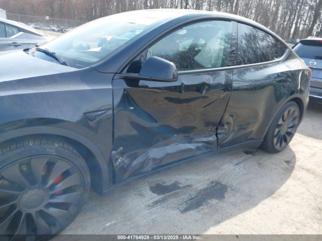 7SAYGDEF5PF795483 Tesla Model Y Performance Dual Motor All-wheel Drive