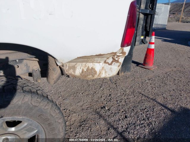 3C6TR5DTXJG402245 RAM 2500 Slt  4x4 6'4 Box