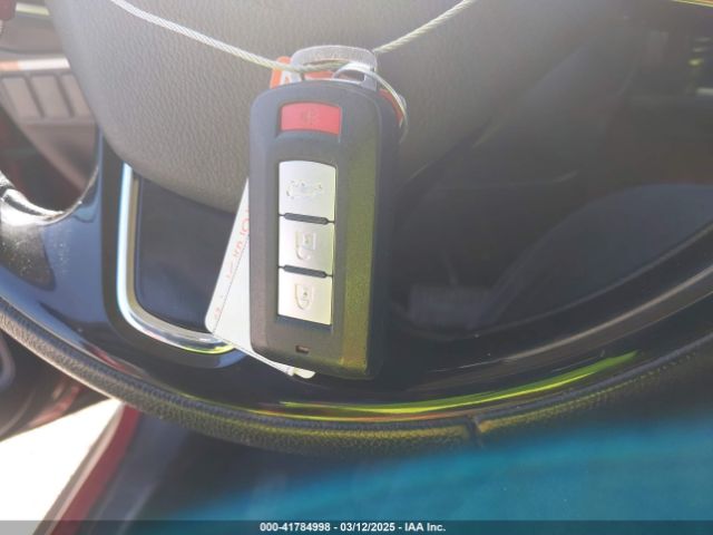 JA4AZ3A3XKZ027266 Mitsubishi Outlander Sel