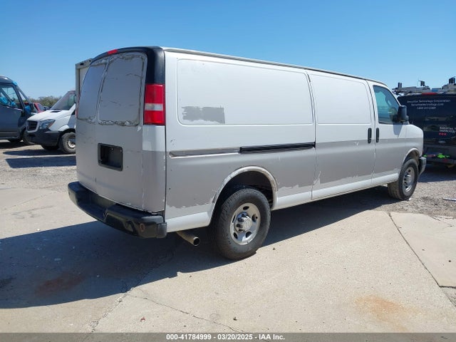 1GCWGBFFXH1139037 Chevrolet Express 2500 Work Van