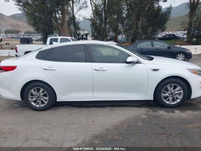 5XXGT4L3XJG215632 KIA Optima Lx