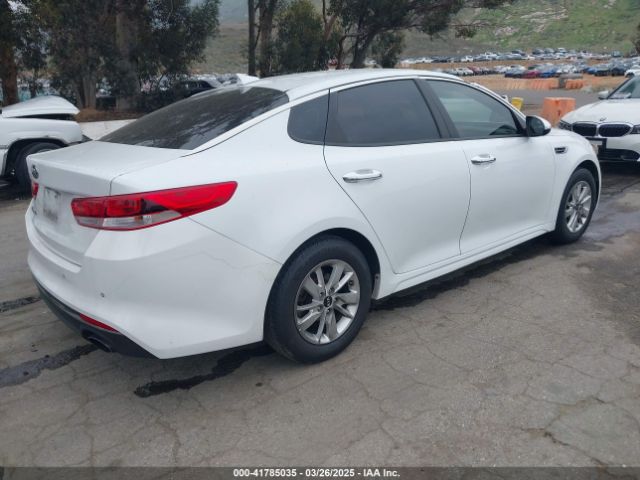 5XXGT4L3XJG215632 KIA Optima Lx