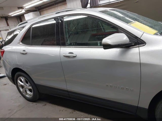3GNAXKEX4JL337610 Chevrolet EQUINOX LT