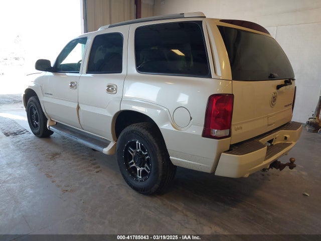 2005 CADILLAC ESCALADE 1GYEK63N85R204486 Photo 2