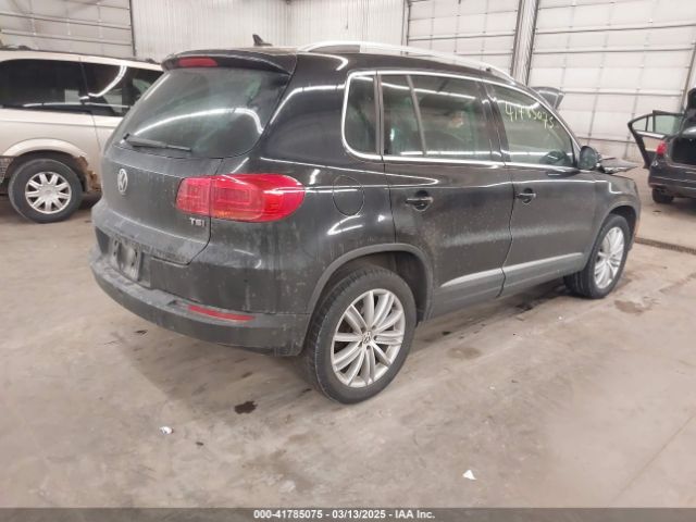WVGAV7AX4GW552677 Volkswagen TIGUAN SE