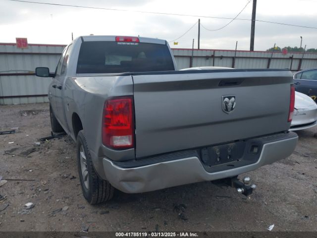 1C6RR6FG1KS674435 RAM 1500 Classic Tradesman  4x2 6'4 Box