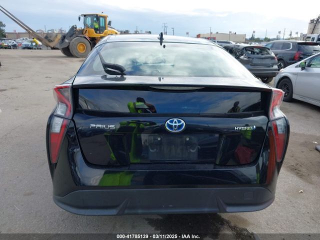 JTDKARFU7G3518989 Toyota Prius Three Touring