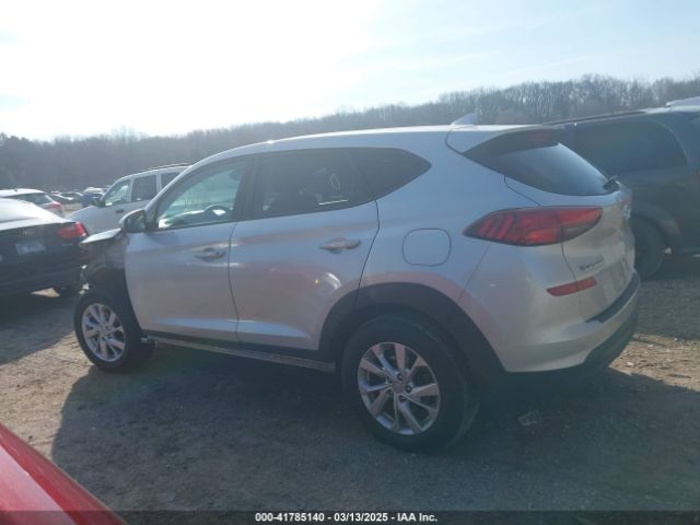 KM8J23A49KU949216 Hyundai TUCSON SE