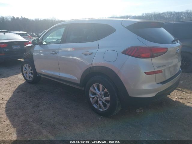 KM8J23A49KU949216 Hyundai TUCSON SE