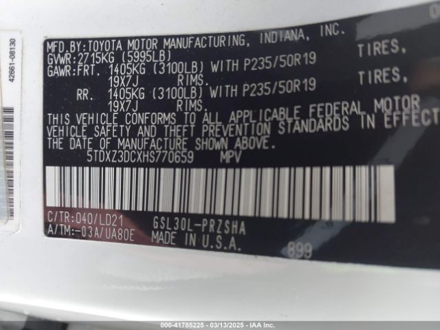 5TDXZ3DCXHS770659 Toyota Sienna Se 8 Passenger