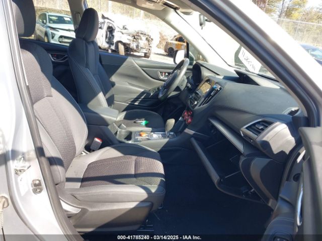 JF2SKAGC7KH494081 Subaru Forester Premium