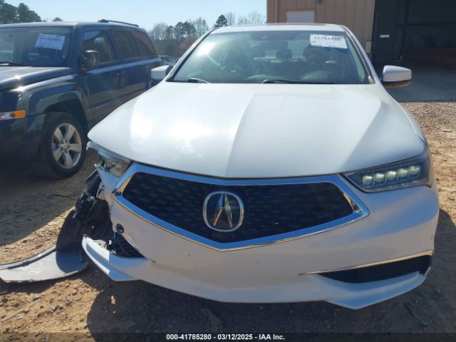 19UUB1F32JA000355 Acura TLX