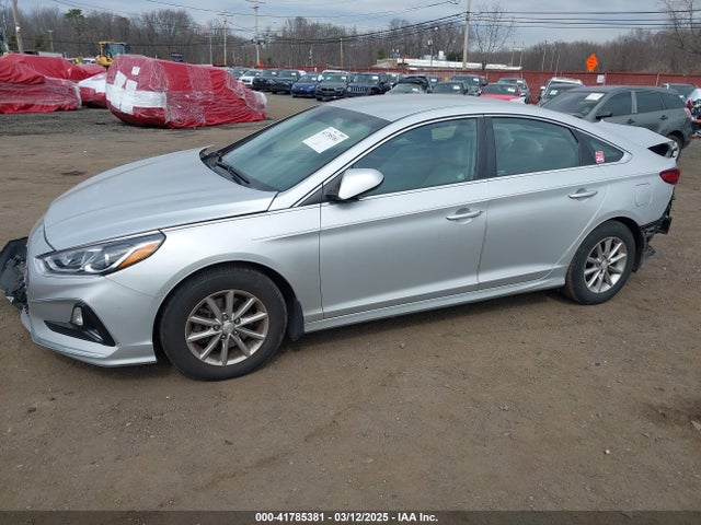 5NPE24AF1JH711124 Hyundai SONATA SE
