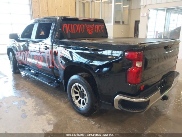 2023 CHEVROLET SILVERADO 1500 2GCUDDEDXP1114708 Photo 2