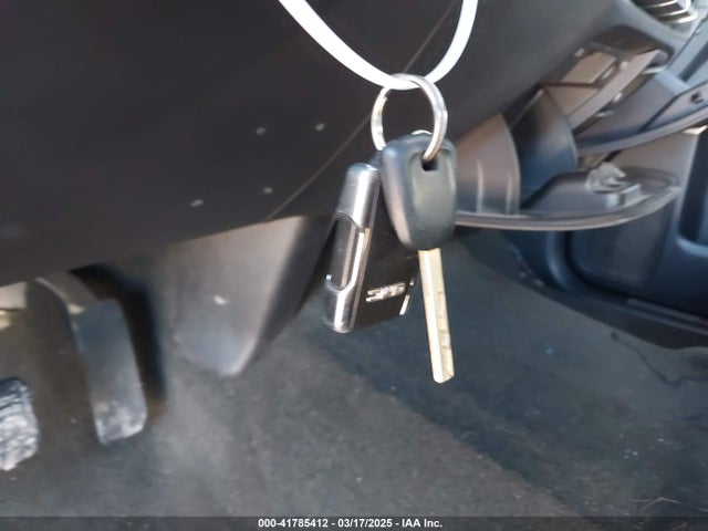 1GCVKREC7FZ392146 Chevrolet Silverado 1500 2lt