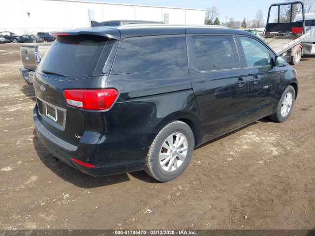 KIA SEDONA LX 2017 KNDMB5C1XH6328399 Image 4