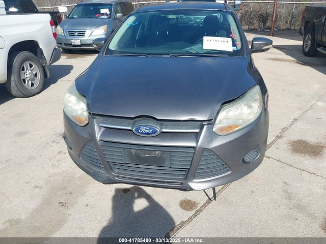 1FADP3F20EL116060 Ford FOCUS SE