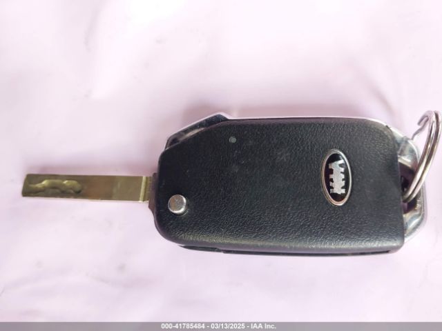 KNDJ23AU2M7774751 KIA SOUL S