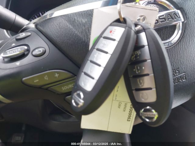 5N1DR2MN4KC617293 Nissan Pathfinder Sl
