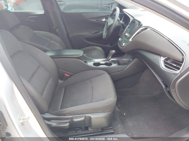 1G1ZD5ST0LF102683 Chevrolet Malibu Fwd Lt