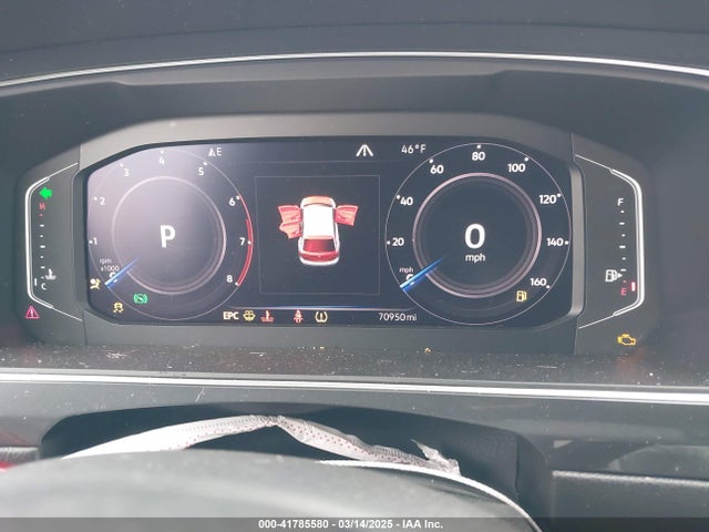 3VV2B7AX0KM186146 Volkswagen Tiguan