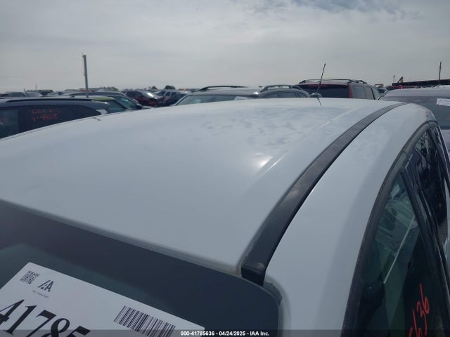 1FMCU0GD2HUA41059 Ford ESCAPE SE