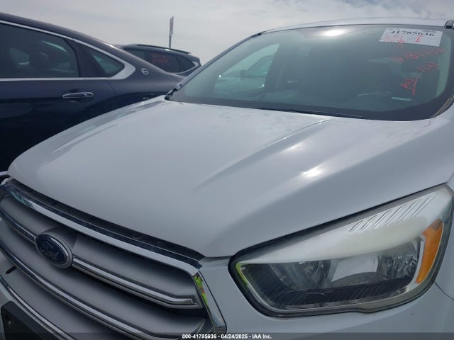 1FMCU0GD2HUA41059 Ford ESCAPE SE