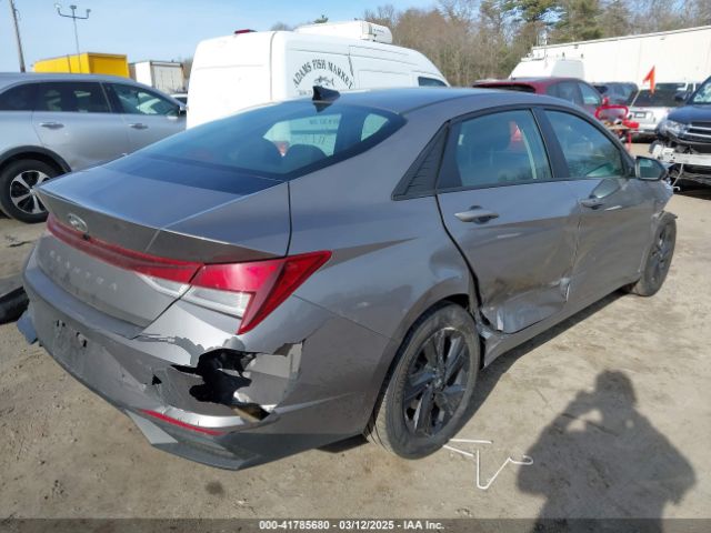 KMHLM4AG2NU286496 Hyundai ELANTRA SEL