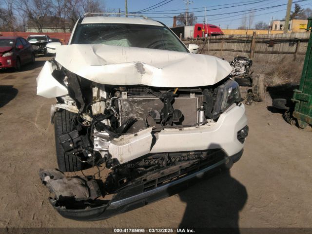 5N1DR2MM8KC621628 Nissan Pathfinder Sv