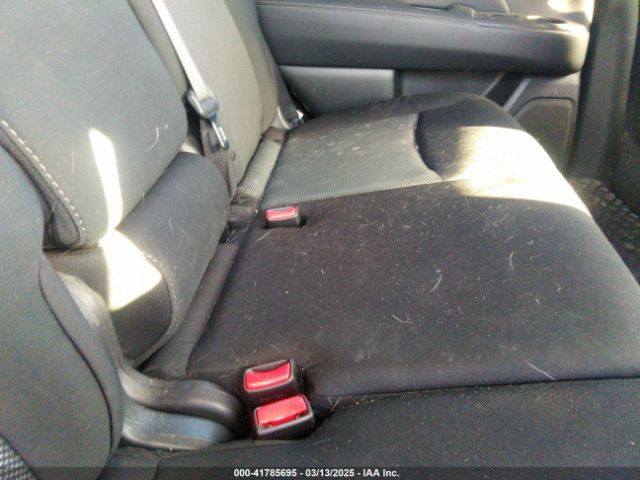 5N1DR2MM8KC621628 Nissan Pathfinder Sv