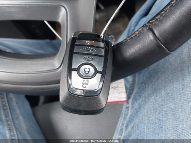 2022 FORD F-150 LIGHTNING 1FT6W1EV2NWG01661 Photo 10