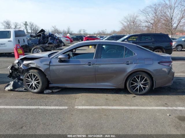 4T1G11BK7PU077382 Toyota Camry Se Awd