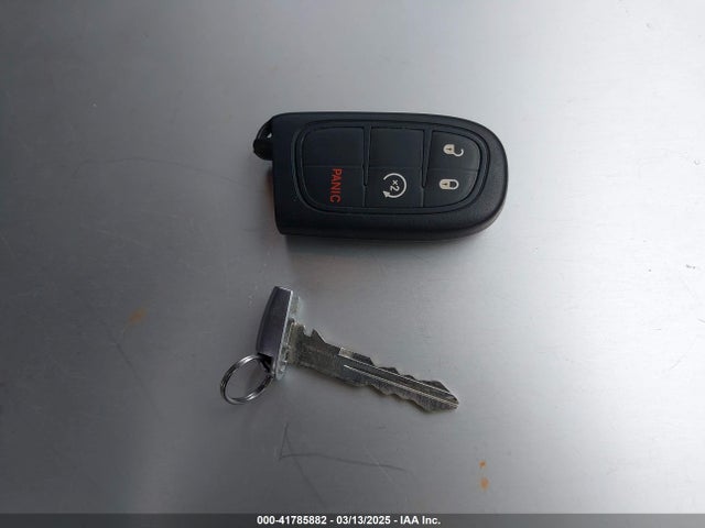 3C6UR5NL2FG614941 RAM 2015