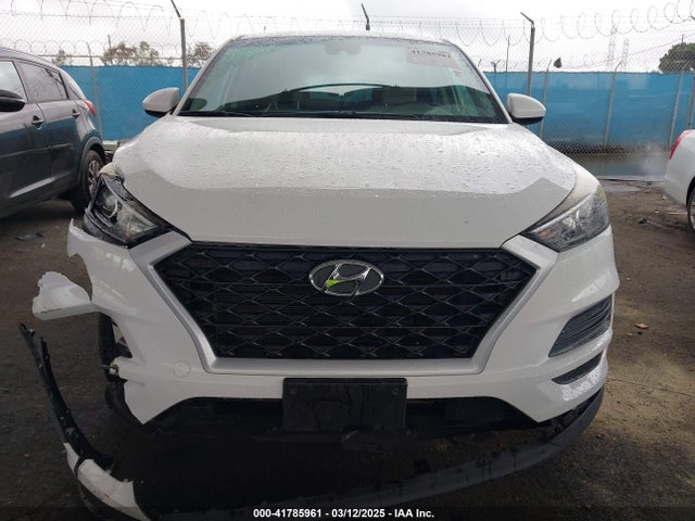KM8J23A41KU056991 Hyundai TUCSON SE