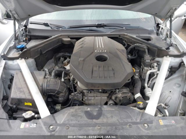 KNAE25LA8J6032062 KIA Stinger Premium