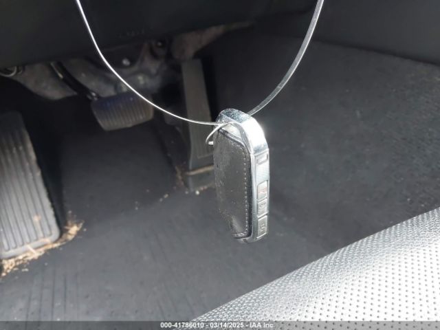 KNAE25LA8J6032062 KIA Stinger Premium
