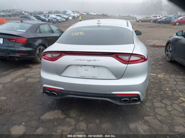 KNAE25LA8J6032062 KIA Stinger Premium