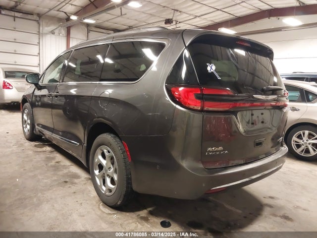 2C4RC3GG7NR222826 Chrysler Pacifica Limited Awd