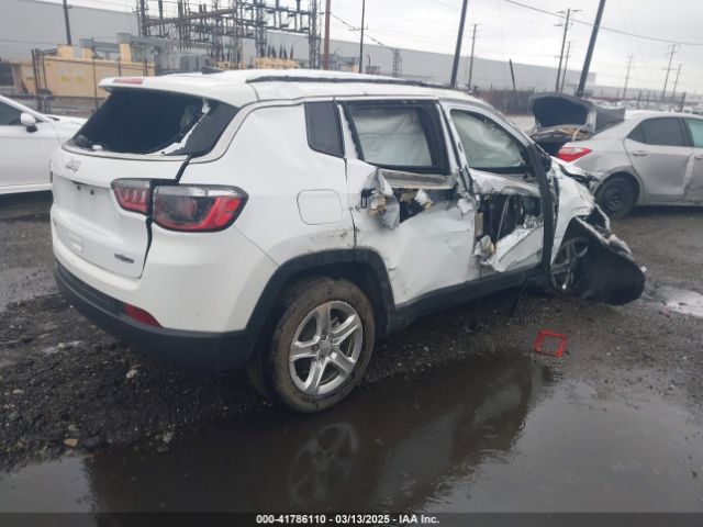 3C4NJDBN5PT552769 Jeep Compass Latitude 4x4
