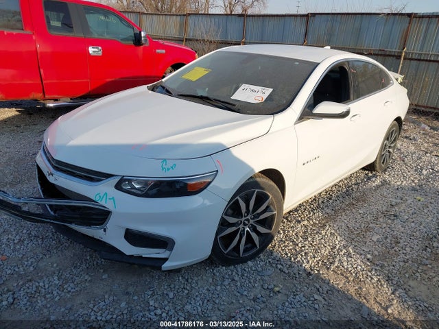 1G1ZD5ST1JF290224 Chevrolet MALIBU LT
