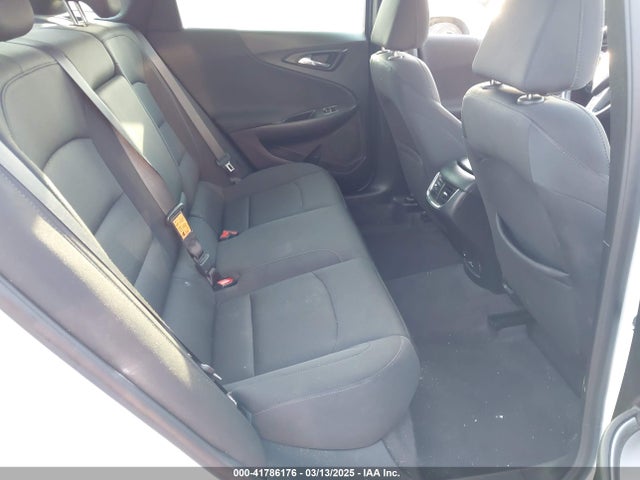 1G1ZD5ST1JF290224 Chevrolet MALIBU LT