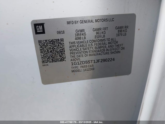 1G1ZD5ST1JF290224 Chevrolet MALIBU LT
