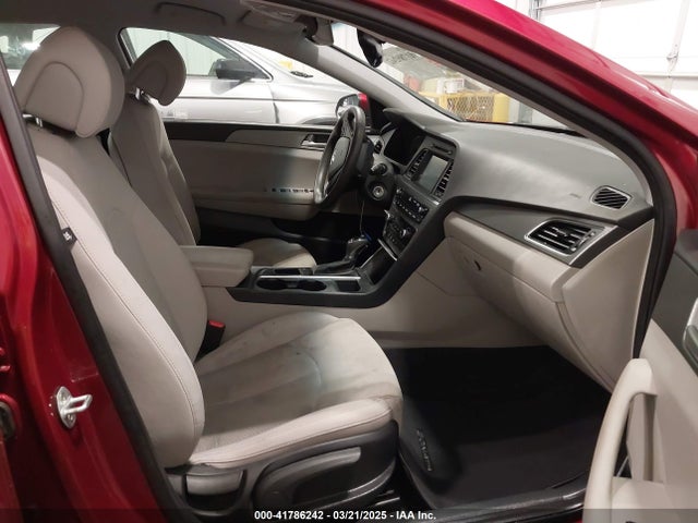 5NPE24AF9GH272263 Hyundai SONATA SE