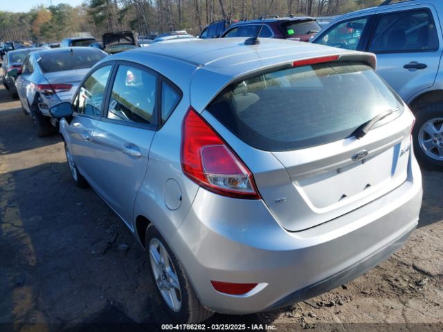 3FADP4EJ0HM135452 Ford FIESTA SE