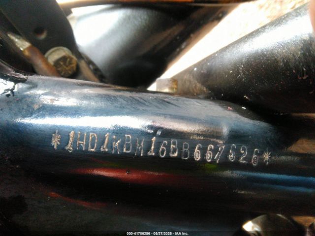 2011 HARLEY-DAVIDSON FLHX 1HD1KBM16BB667626 Photo 9