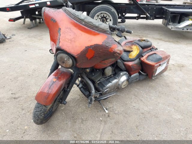 2011 HARLEY-DAVIDSON FLHX 1HD1KBM16BB667626 Photo 1