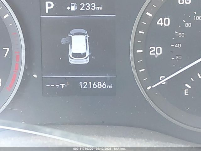 KM8J33AL9KU060422 Hyundai Tucson Sport
