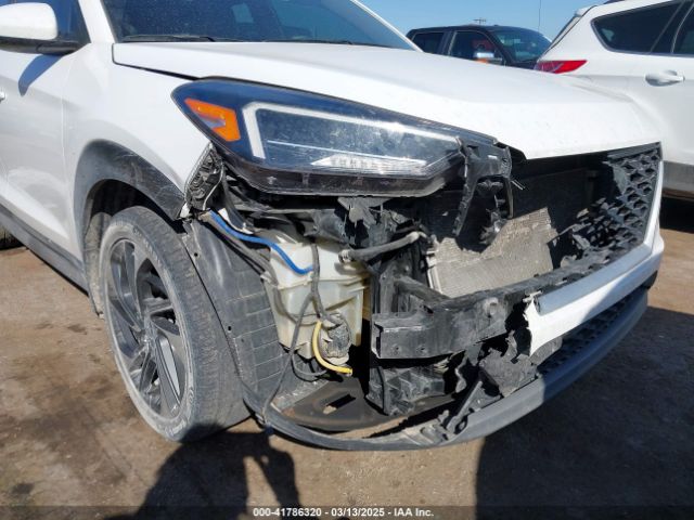 KM8J33AL9KU060422 Hyundai Tucson Sport