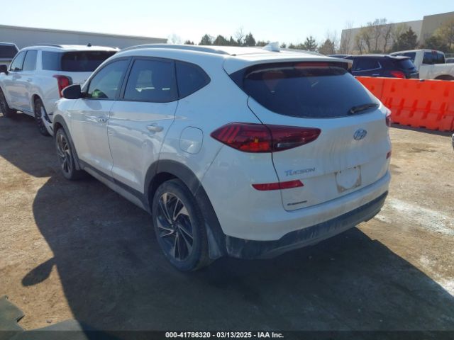 KM8J33AL9KU060422 Hyundai Tucson Sport